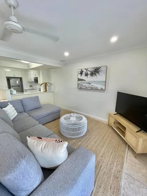 Holiday home Tranquil Oasis On Pine Lake Gold Coast