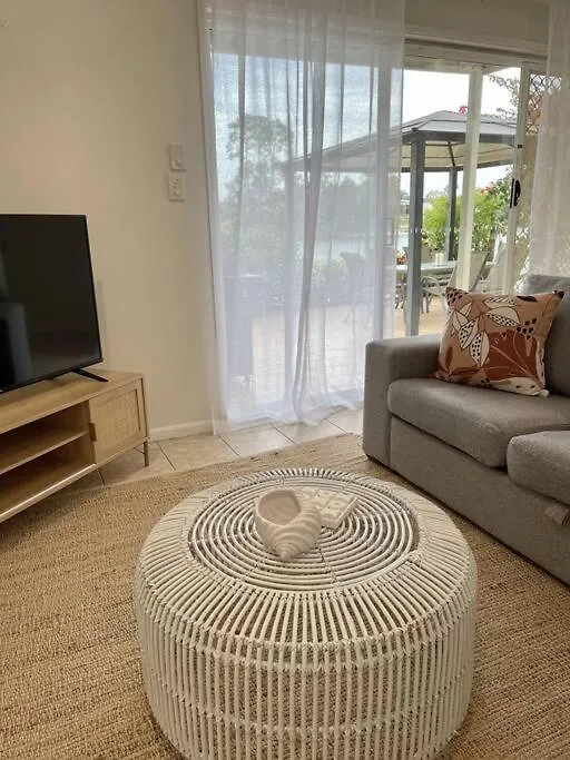 Holiday home Tranquil Oasis On Pine Lake Gold Coast