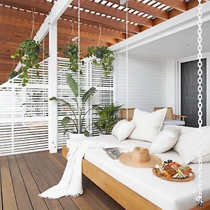 Crystal Pacific Palm Apartment